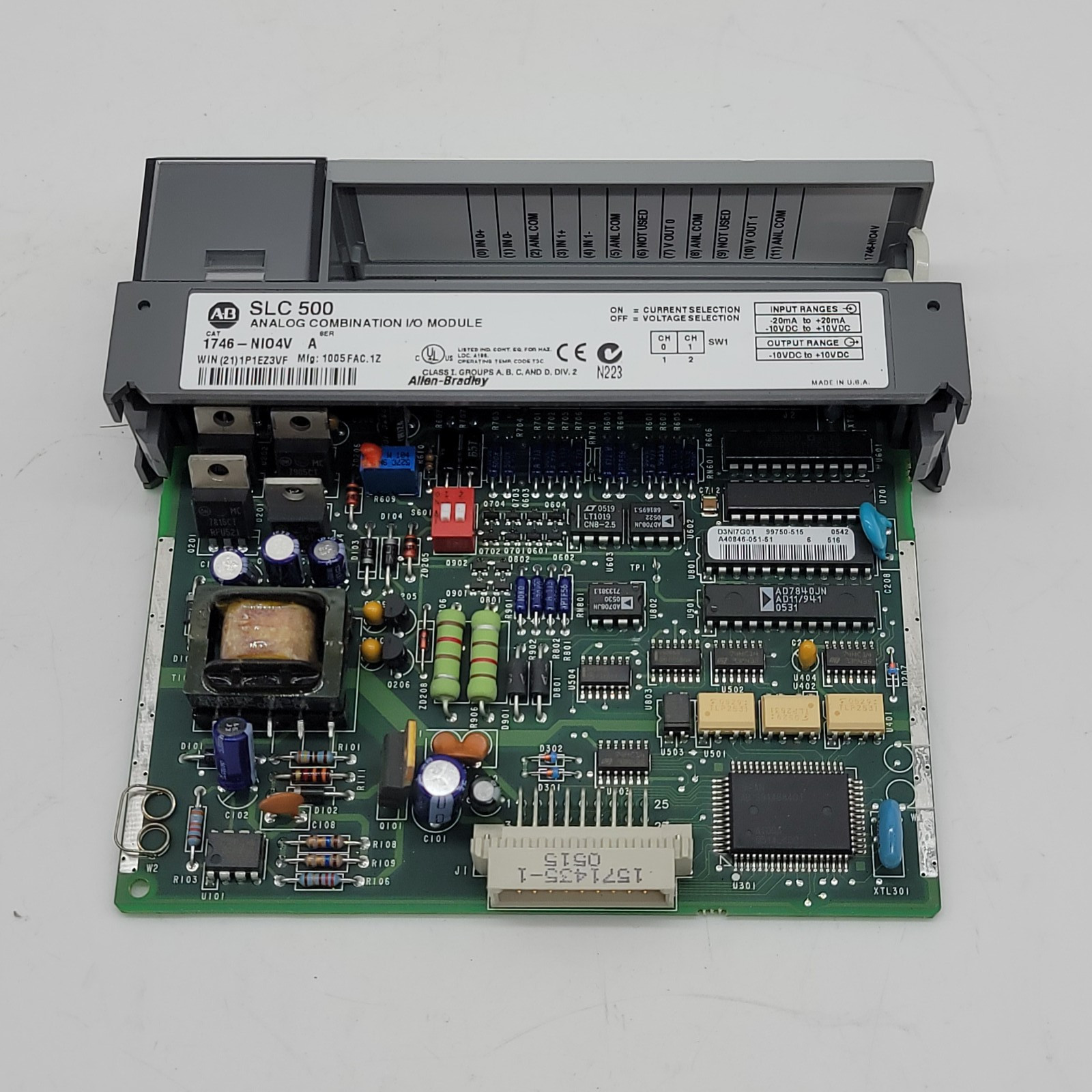 Allen-Bradley 1746-NIO4V Analog Combination I/O Module