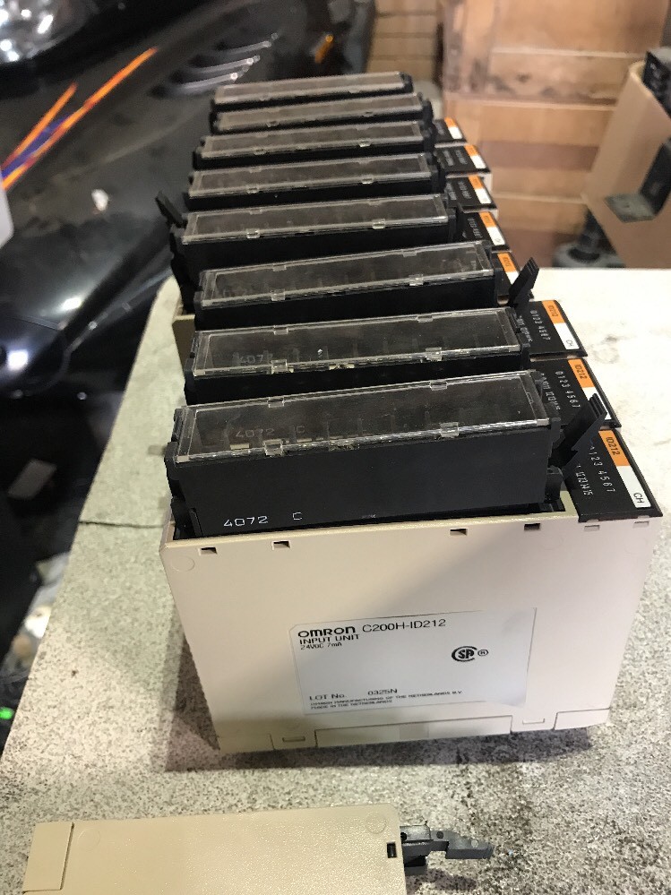 OMRON 24V DC 7mA INPUT UNIT C200H-ID212 Quantity