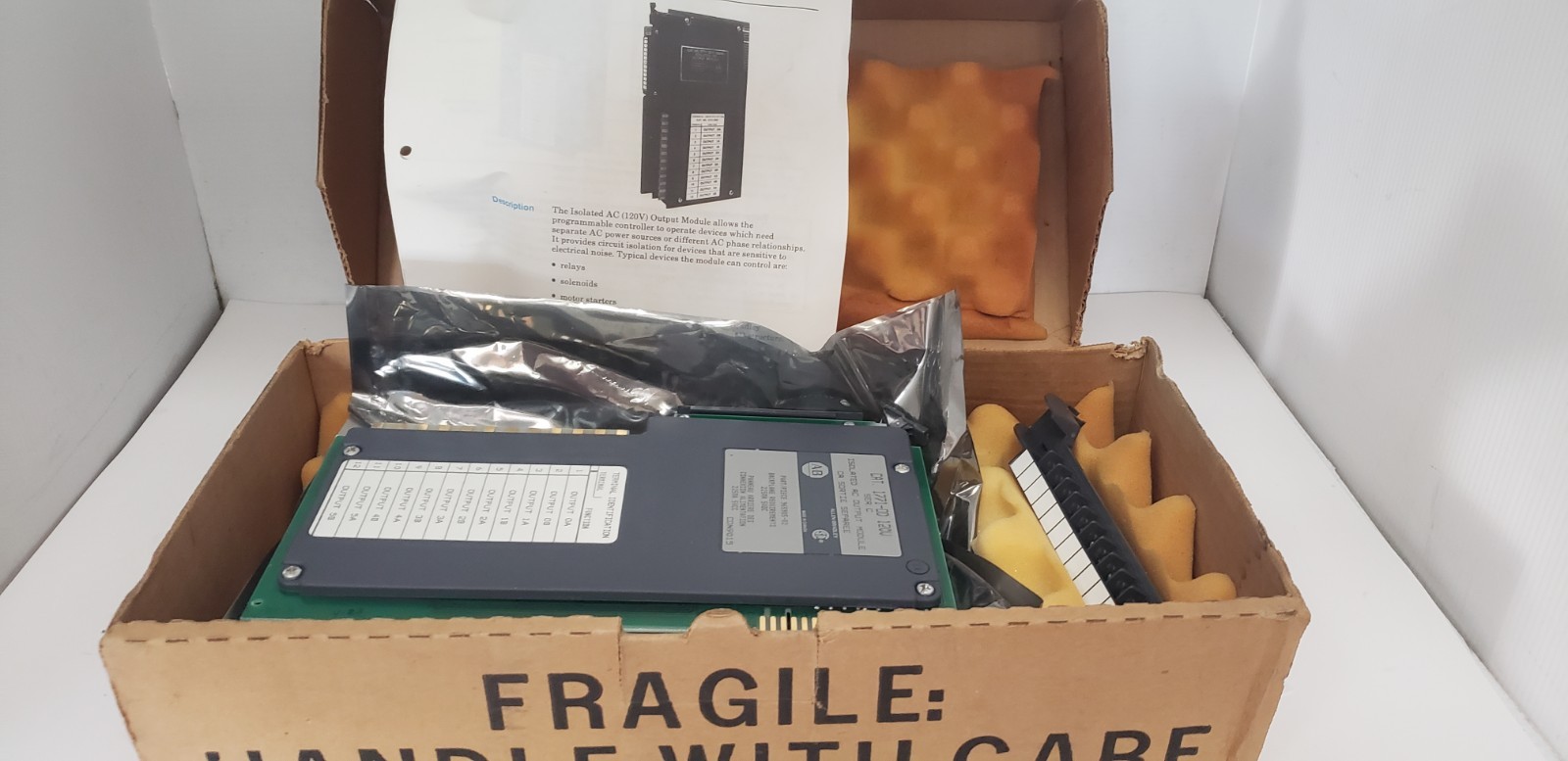 ALLEN BRADLEY 1771-OD ISOLATED AC OUTPUT MODULE, SERIES C, 120V, NIB