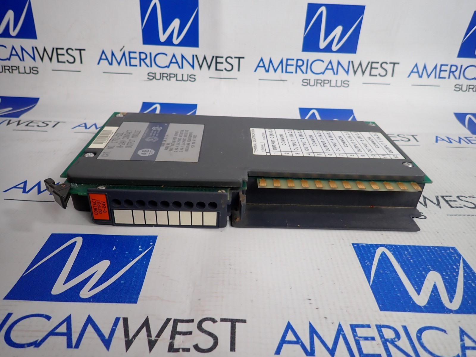 Allen Bradley 1771-OZL 0-24V Contact Output Module
