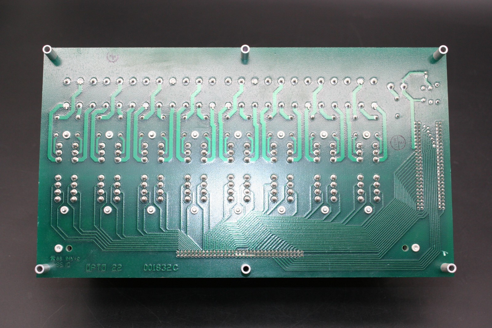 5x Opto 22 OAC5Q Modules w/ 3x Opto 22 ODC5Q Modules + Opto 22 PB32HQ Board