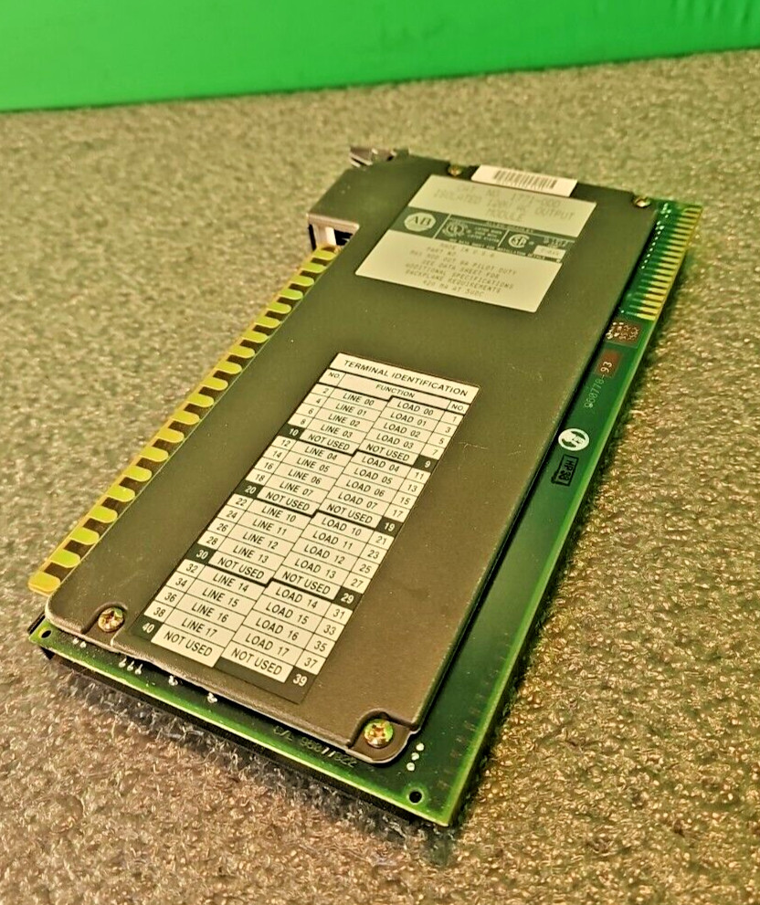 Allen Bradley 1771-0DD Output Module 16 Point 8 AMP Pilot DUTY 120 VAC
