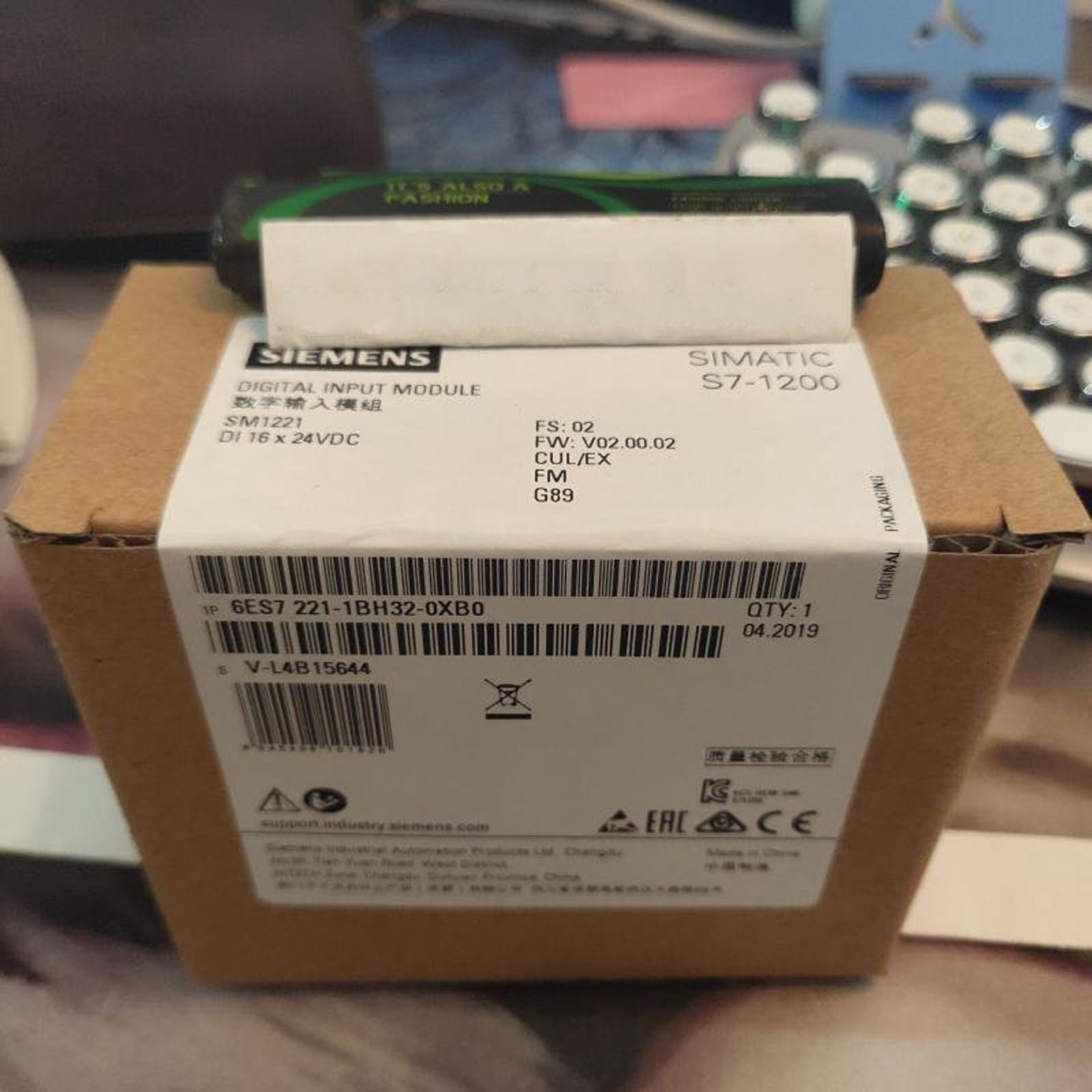 One Brand New SIEMENS PLC Module 6ES7 221-1BH32-0XB0 Free shipping#LJ