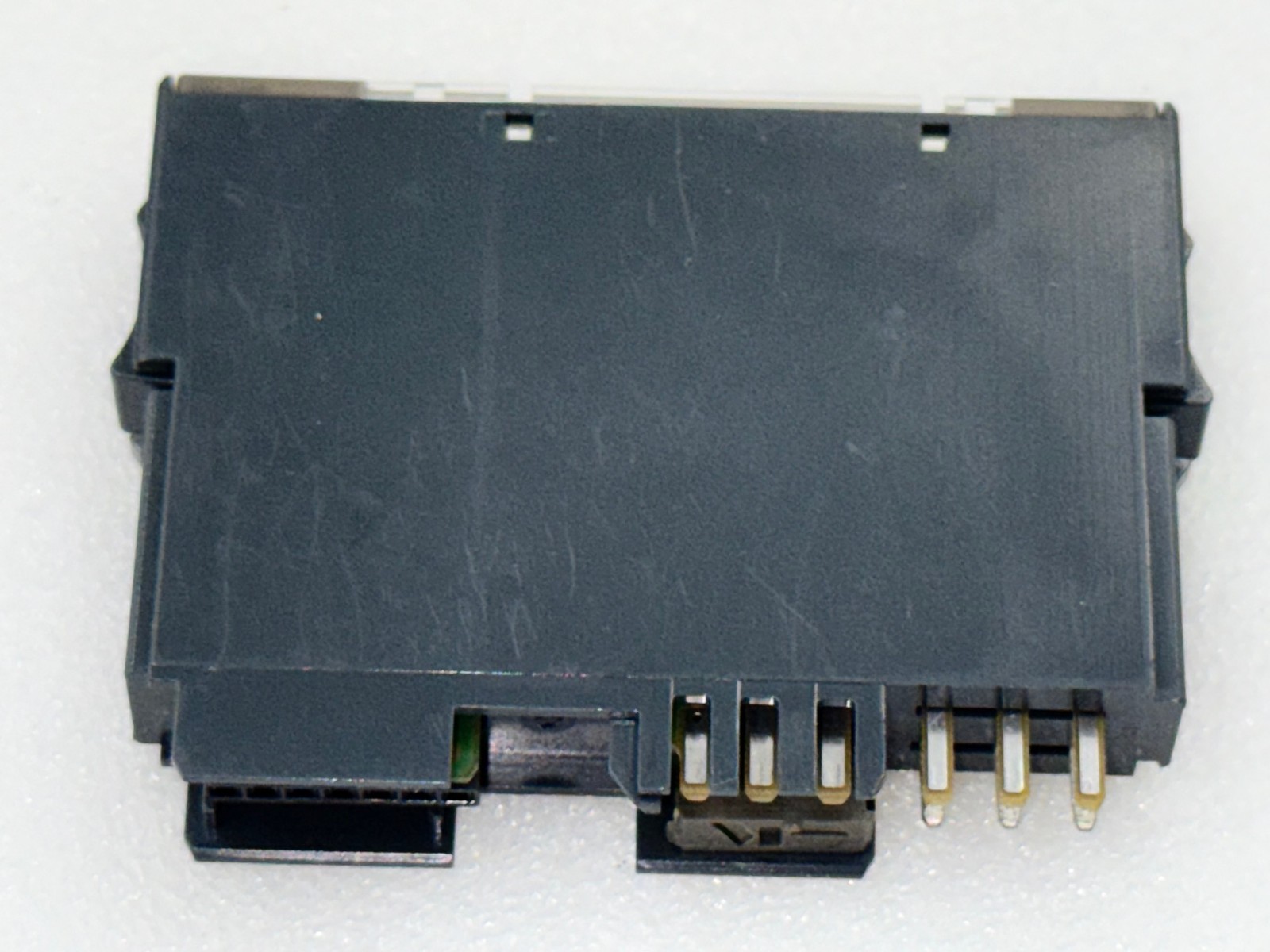 Moeller XN-BR-24VDC-D VN-01-03 Power Supply Bus Refreshing Module Used