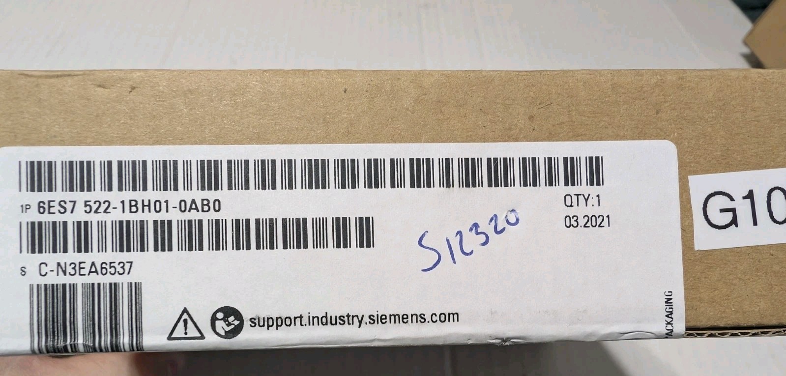 Siemens 6ES7522-1BH01-0AB0 SIMATIC S7-1500 Digital Output Module DQ 16x24VDC