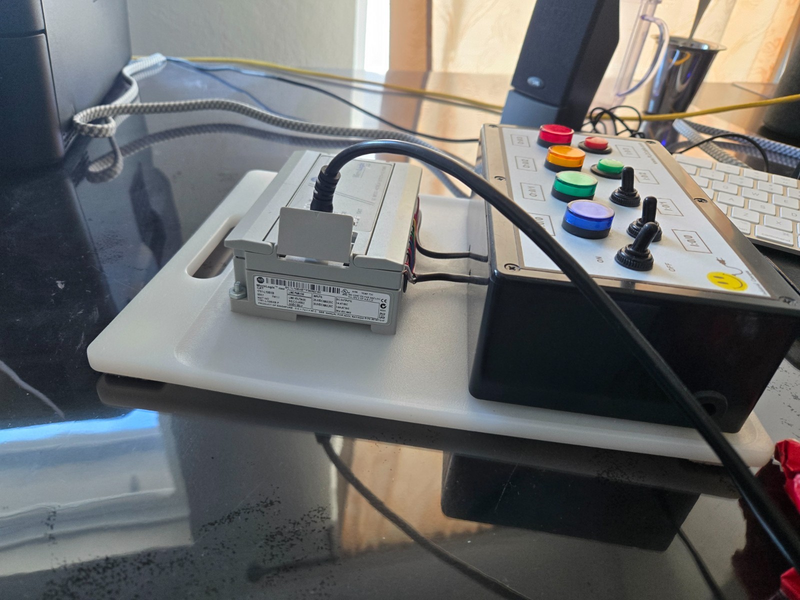 PLC Training Kit Allen Bradley Micrologix 1761-L10BXB With programming cable