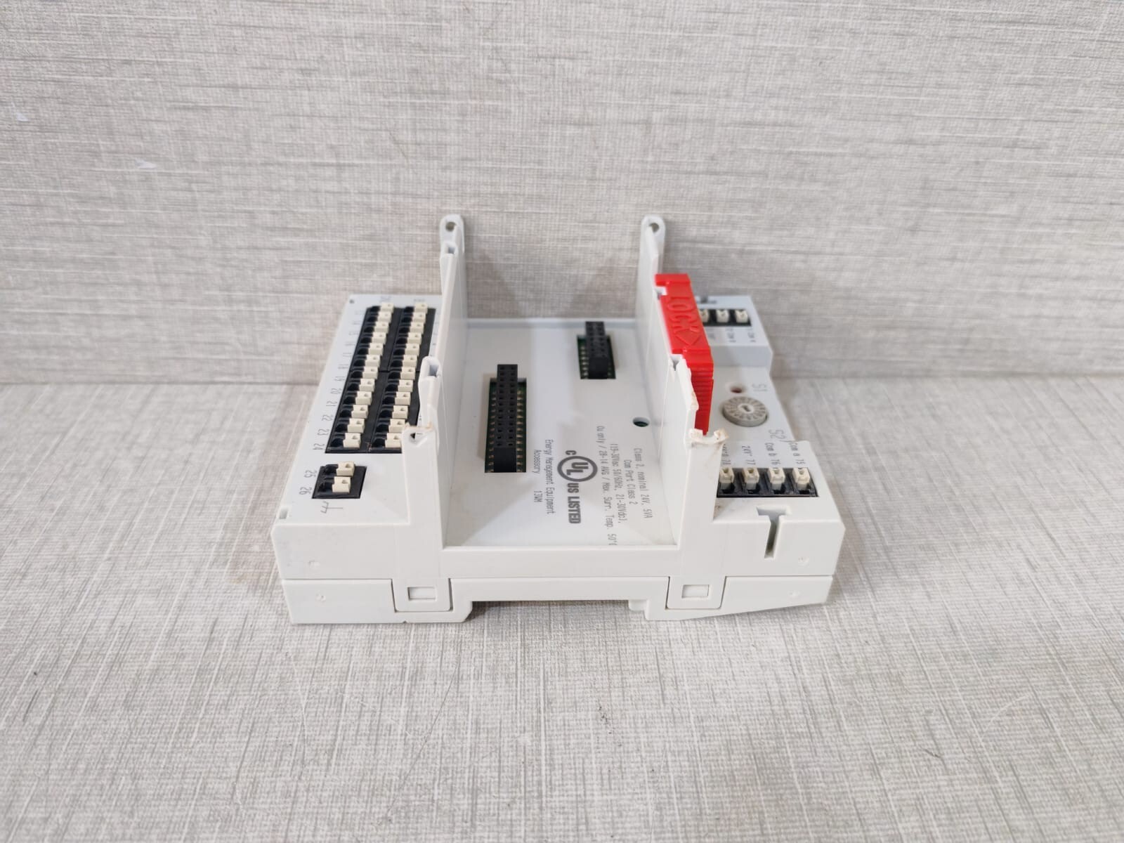 LOT 2 PCS. Honeywell XS823 Terminal Socket for Binary Inputs INCOMPLETE