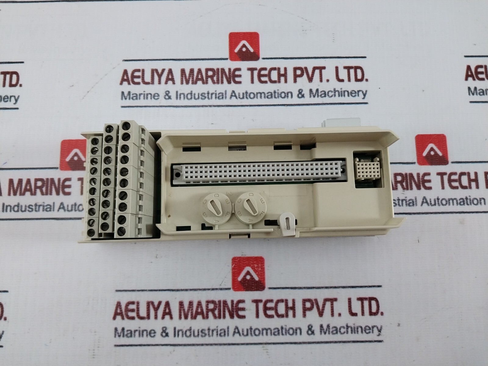 ABB DO810 3BSE008510R1 Digital Output 24V TU810V1 3BSE013230R1 Termination Unit
