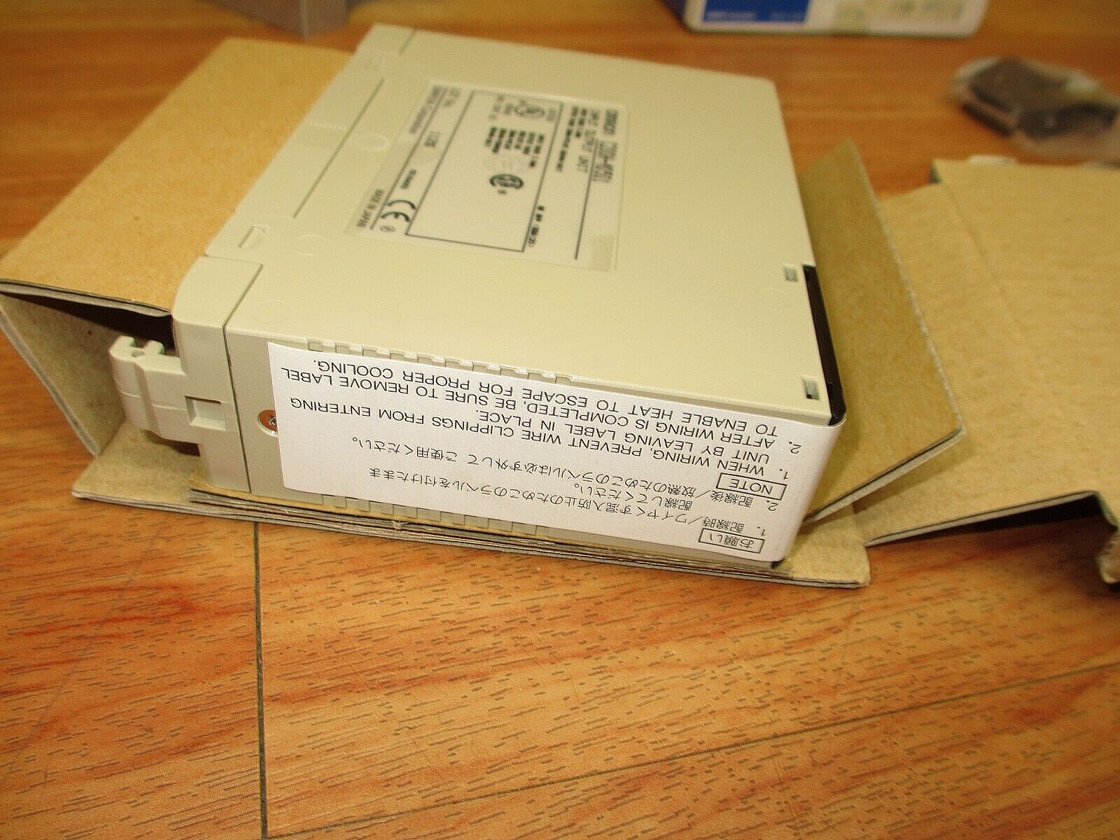 Omron C200H-MD501 *NEW* Input Output Unit Module SYSMAC PLC **USA SHIP**