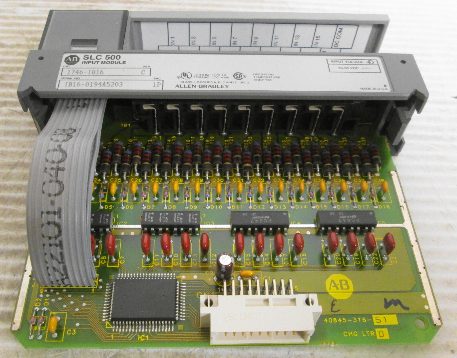 Allen-Bradley 1746-IB16 Input Module Ser C Input Voltage 10-30VDC