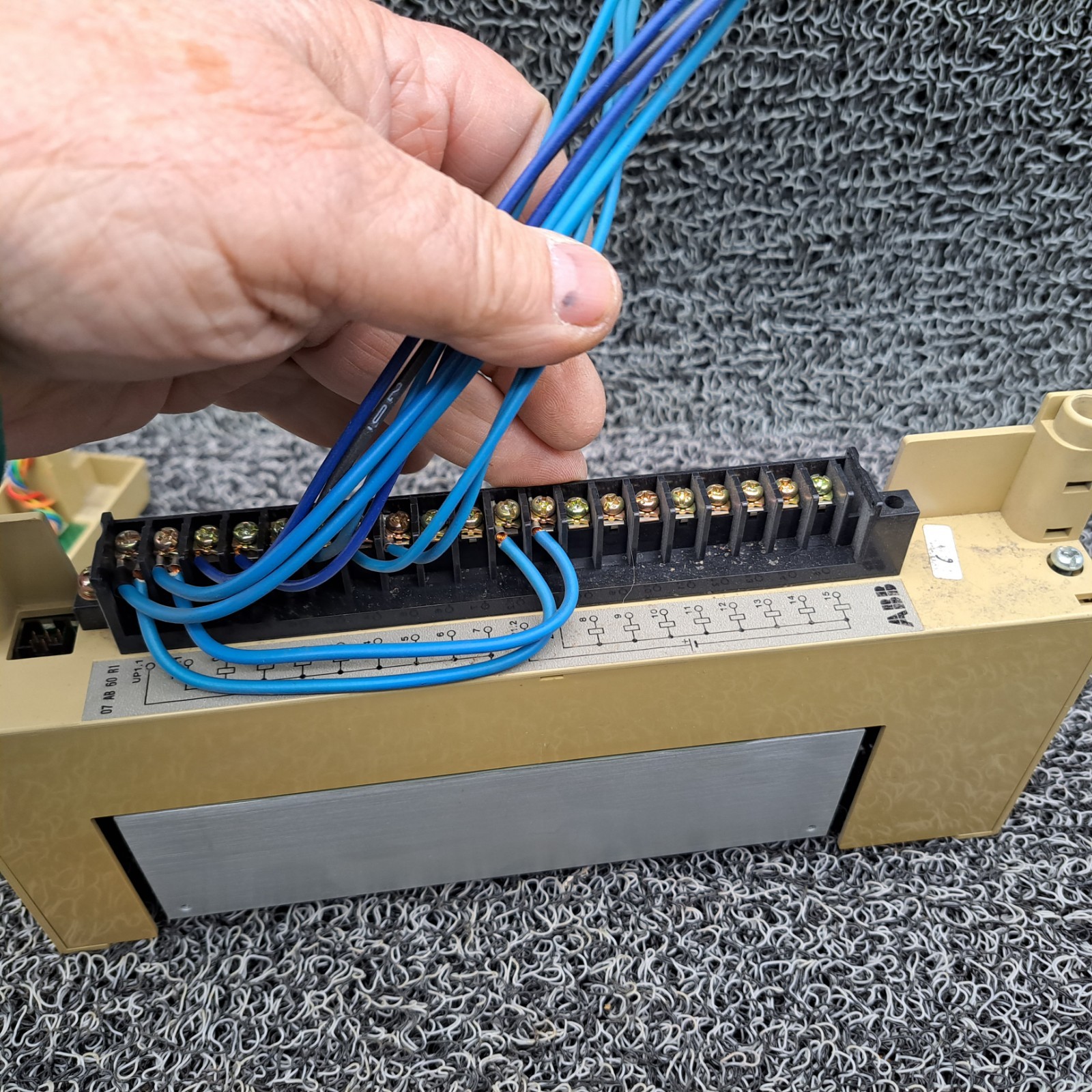ABB. Style, 07 AB 60 RI. Binary Input Module Procontic T200