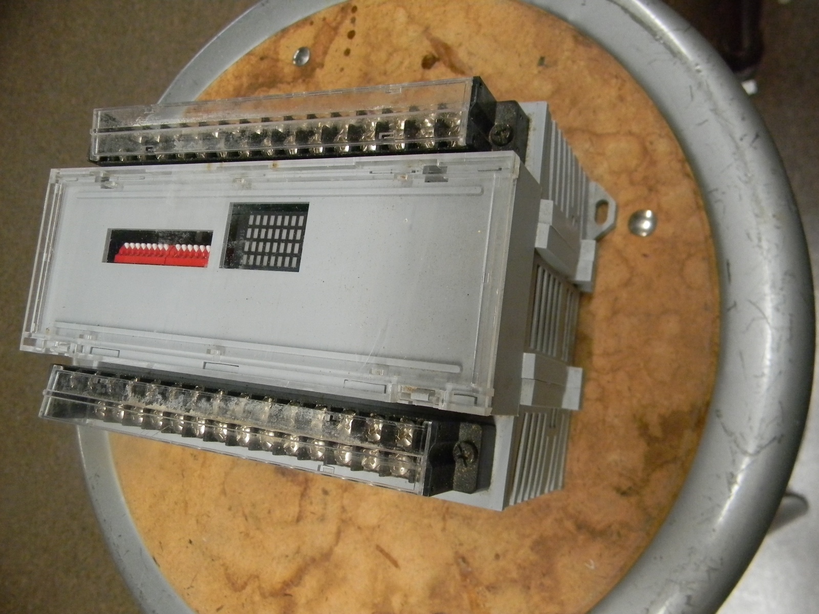 Allen Bradley I/O Block 1791-24B8 (Series B)