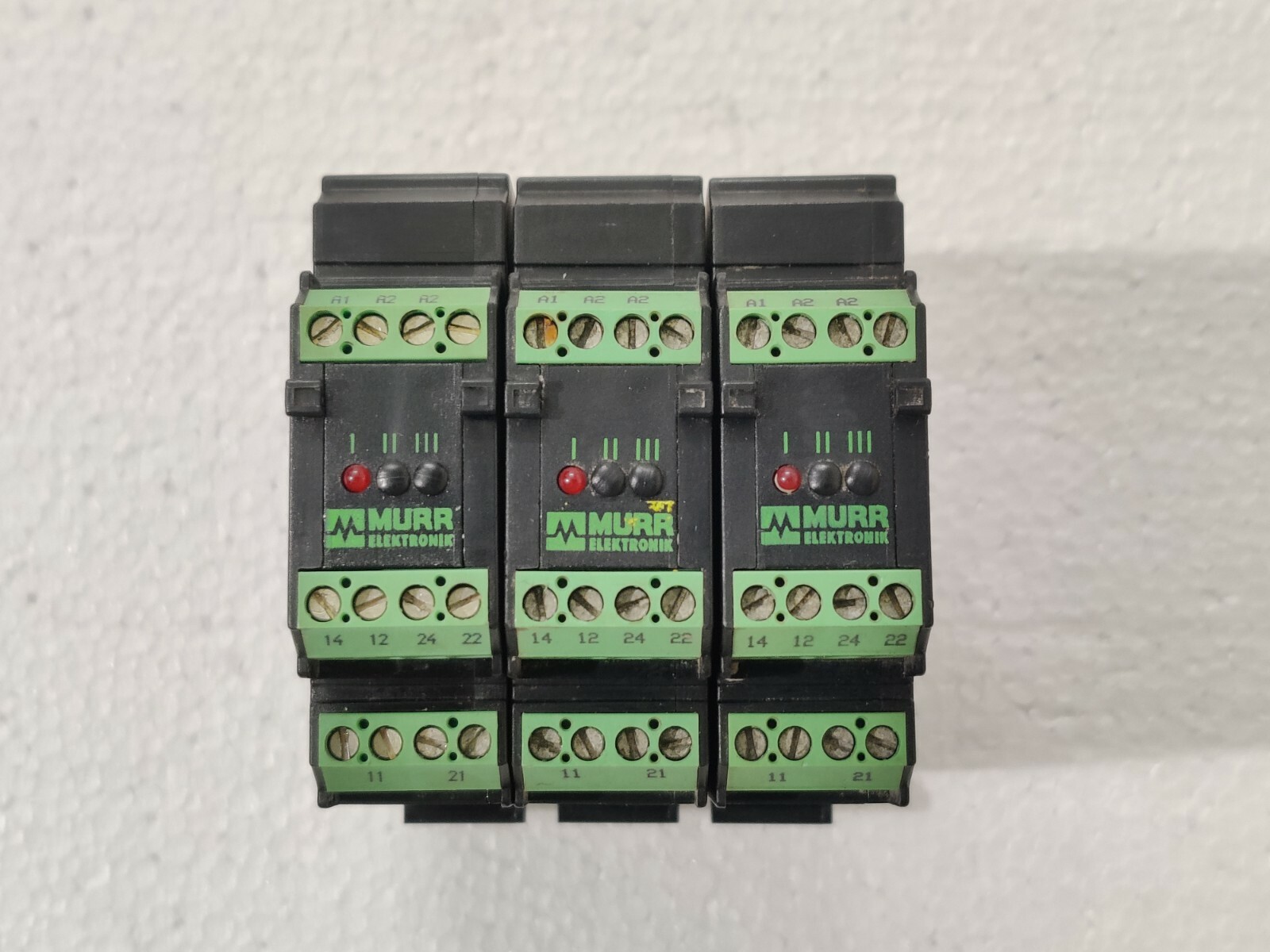 3 Qty Of MURRELEKTRONIK 51540 RM 12/24 Output Relay