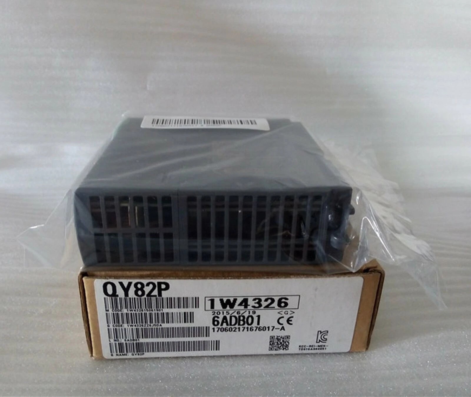 NEW Mitsubishi QY82P MELSEC-Q 64-Point Digital Output Module