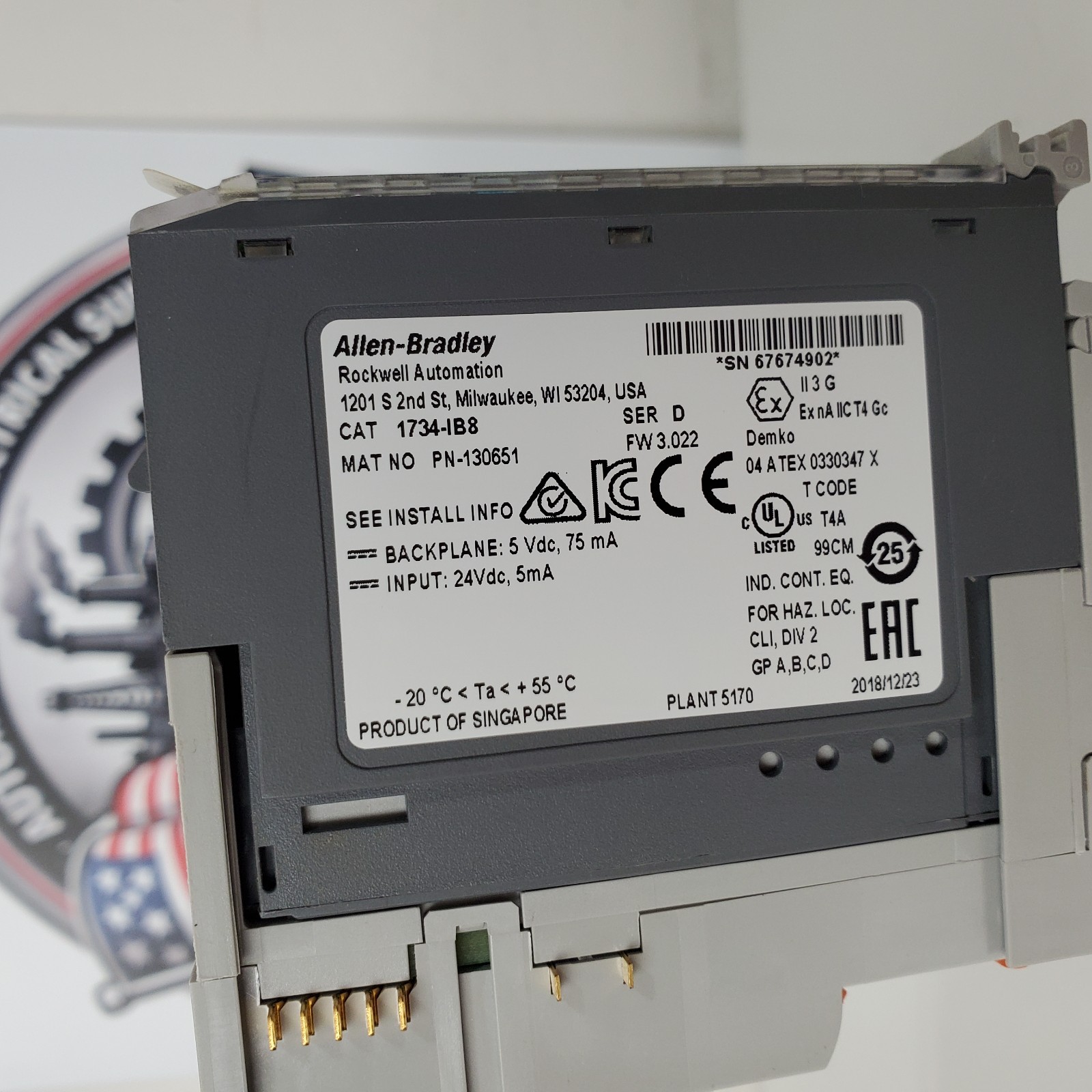 ALLEN-BRADLEY INPUT MODULE 1734-IB8 Series D w/ 1734-MB