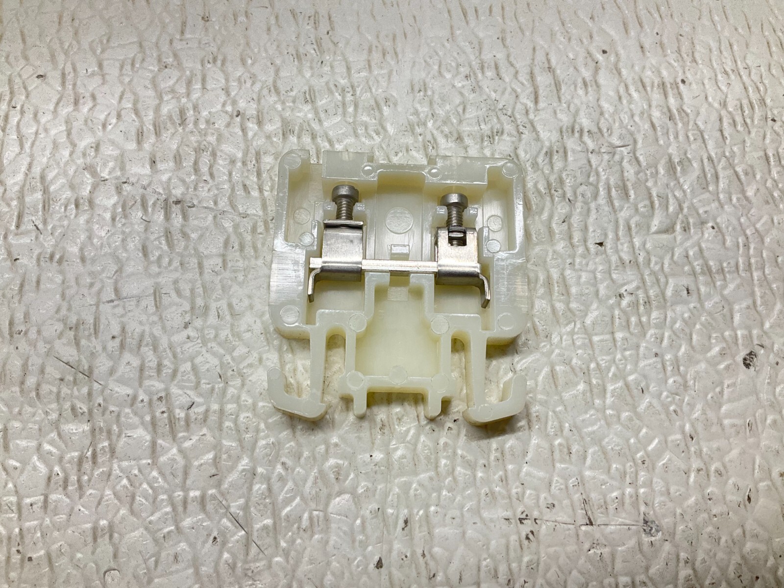 Allen Bradley BUL. 1492 Style H White Wire Terminal Block 1492-H Lot of 8 (TBI)