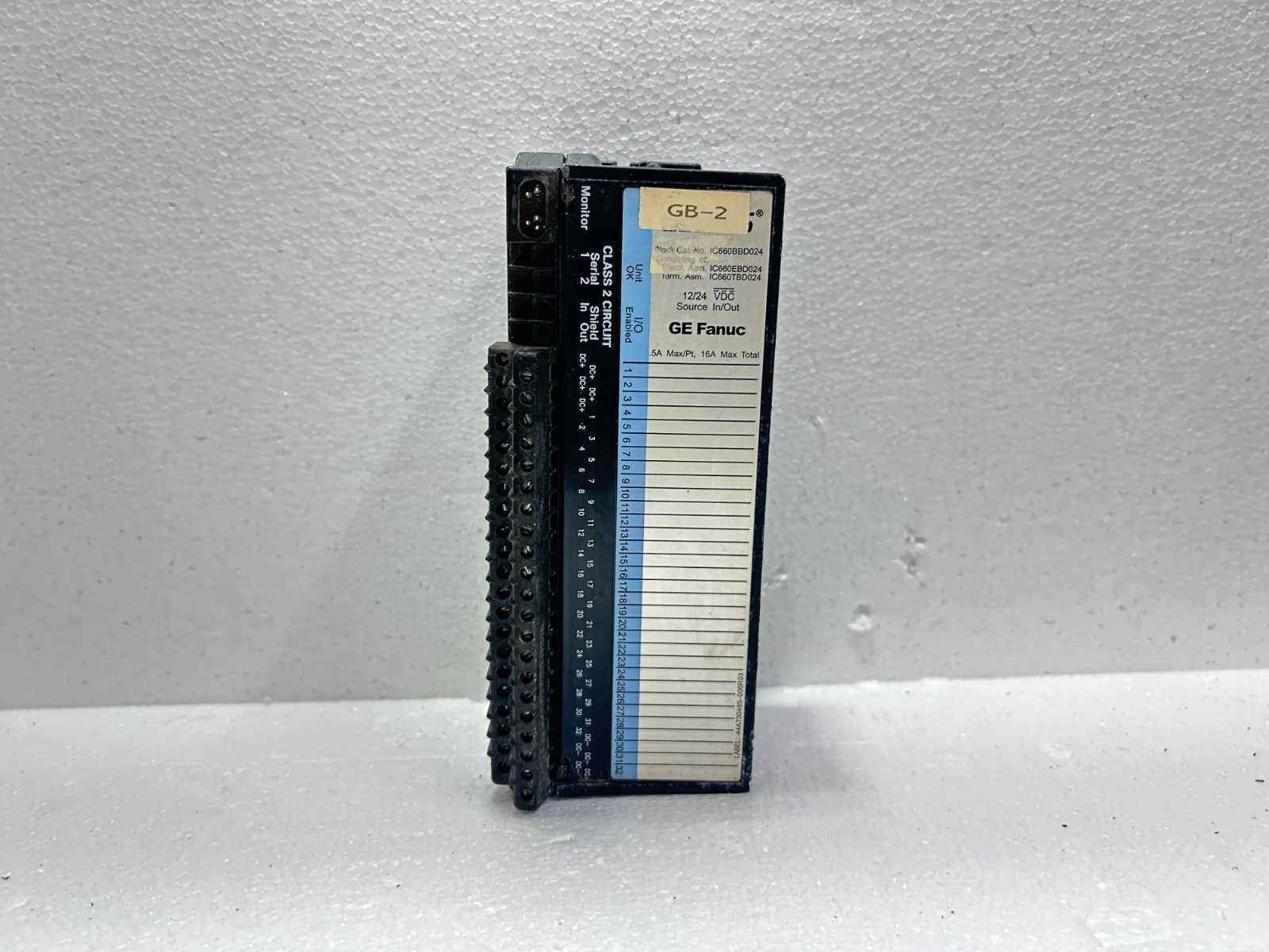 GE Fanuc IC660BBD024 Genius 12/24VDC Source Input / Output Module