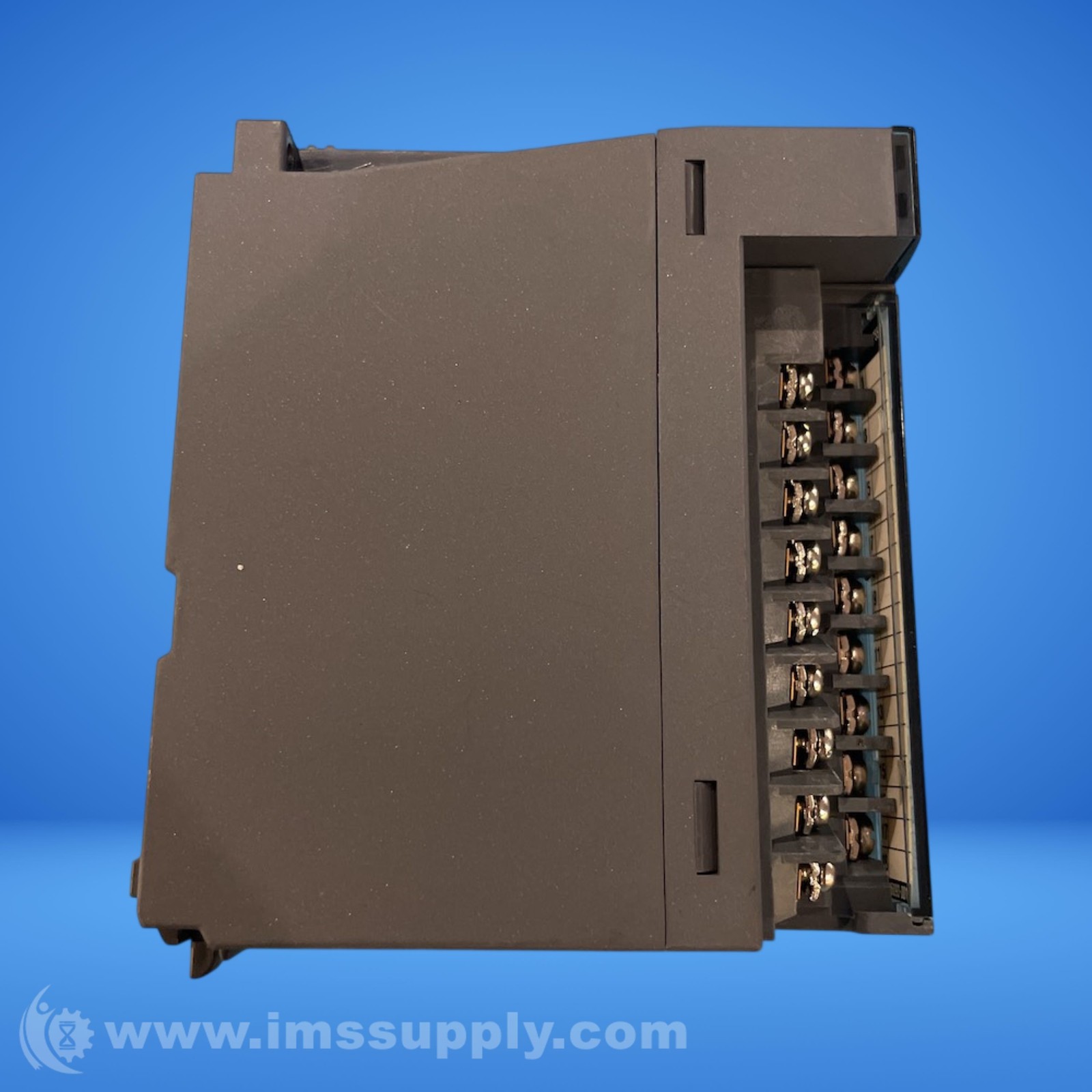 Mitsubishi QY80 Output Module USIP