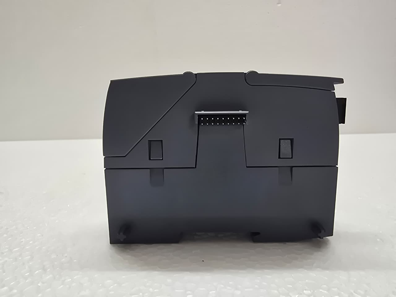 6GK7243-5DX30-0XE0 SIMATIC S7-1200 CM 1243-5 Communication Module.