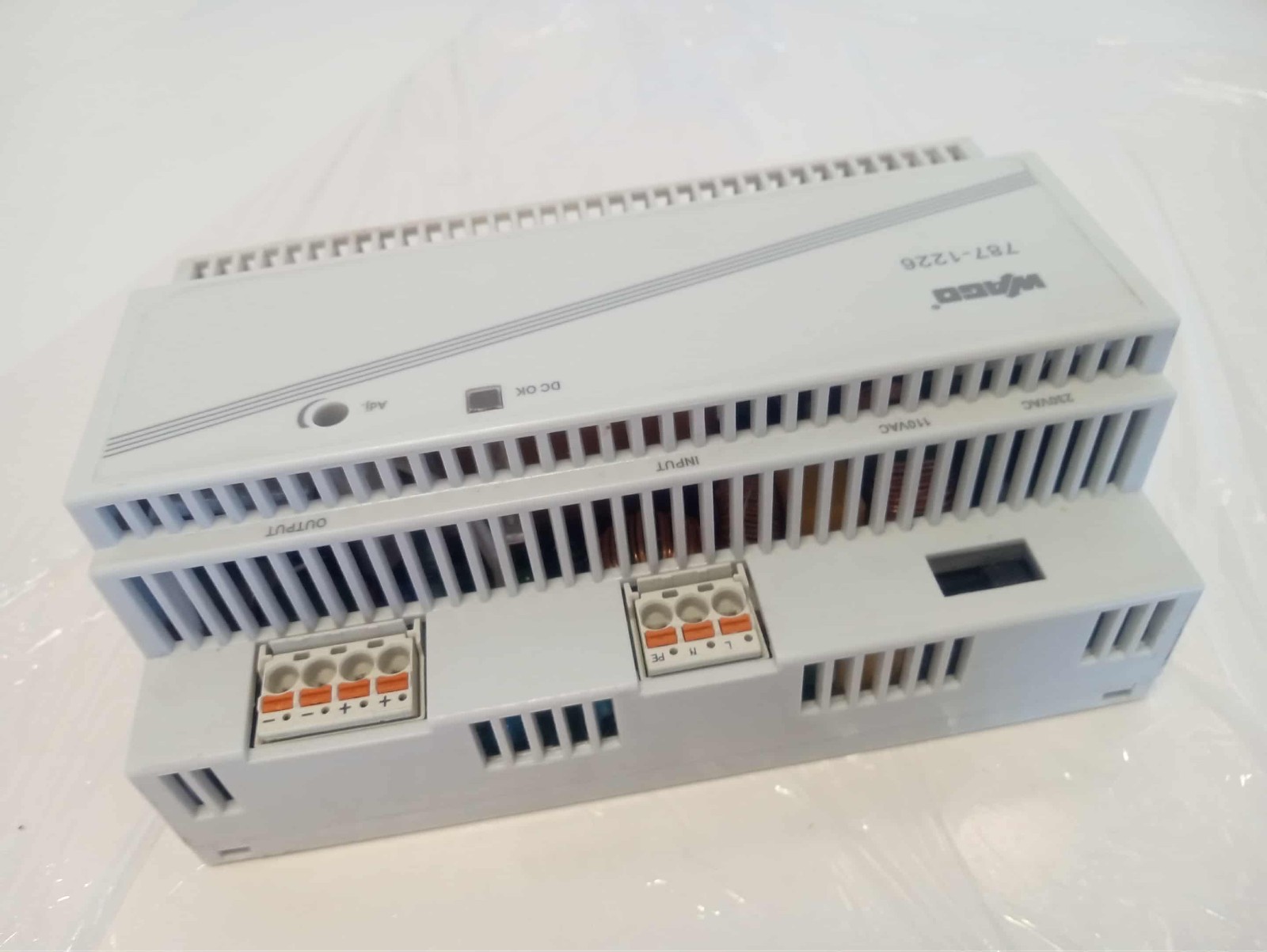 WAGO- 787-1226 power supply; single-phase; output voltage 24 VDC 6 A, picoMAX