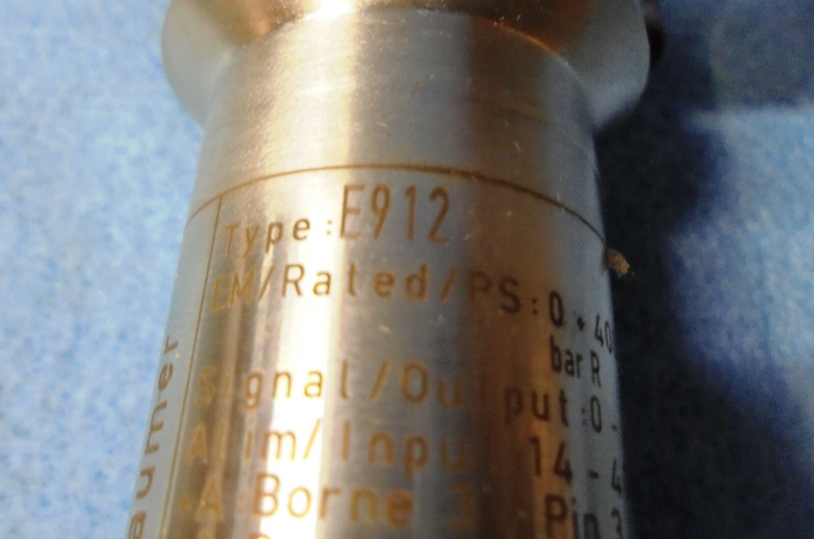 BAUMER HAENNI PRESSURE TRANSMITTER P/N: E91223B38R 0-10VDC
