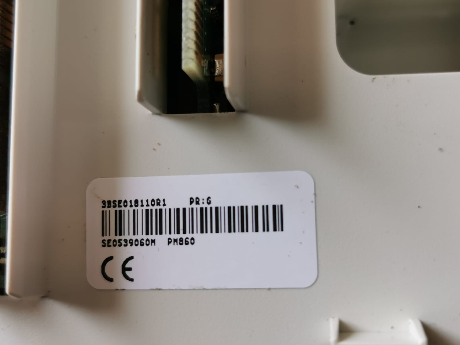 ABB AC 800M/PM860 3BSE018110R1 PR;G PROCESSOR WITH 3BSE018100R1/PM860K01 BASE