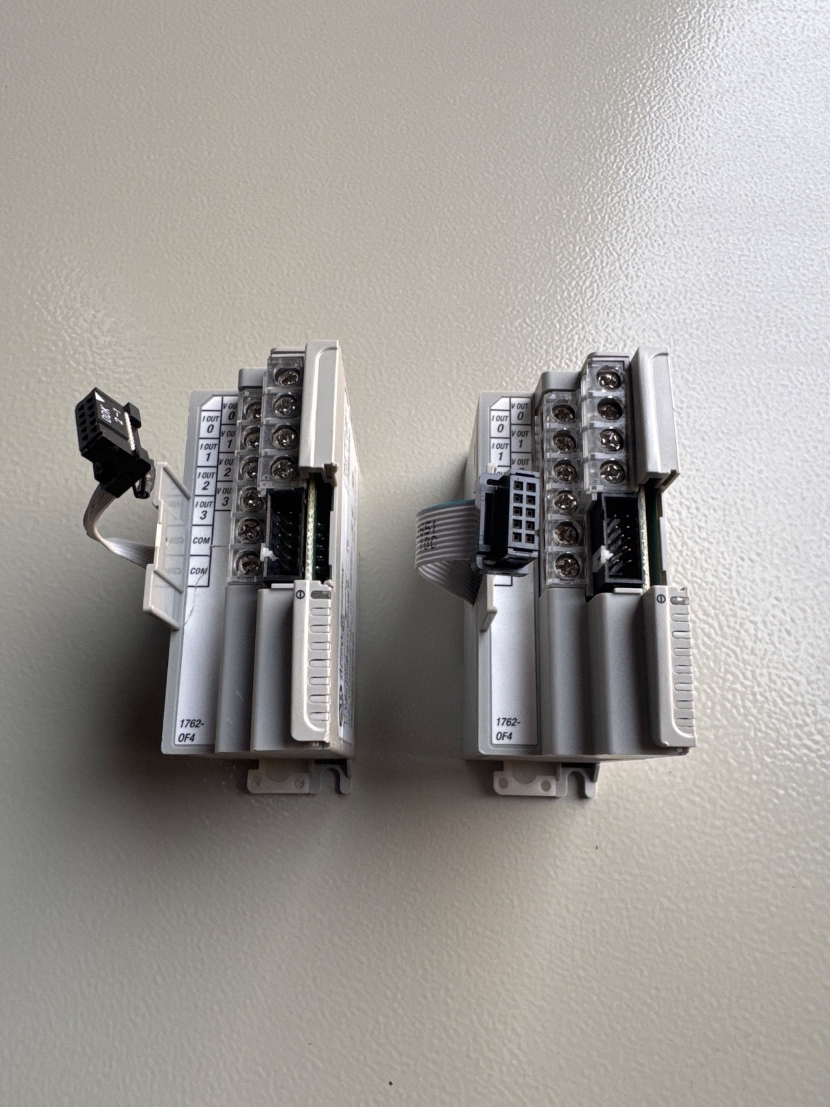 LOT OF 2 PCs Allen Bradley 1762-OF4 SER A MicroLogix 4 CH Analog Output Module