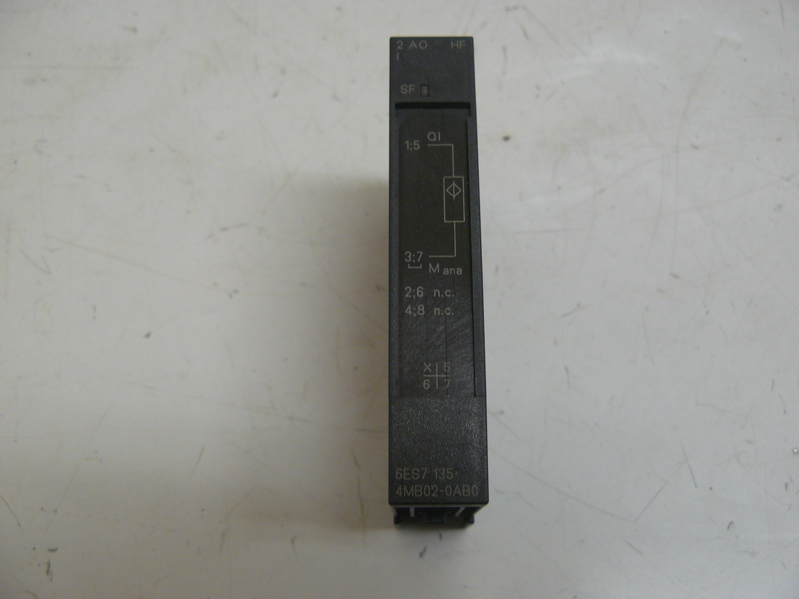 SIEMENS 6ES7-135-4MB02-0AB0 SIMATIC DP ELEC MODULE 2 AO I HIGH FEATURE NEW