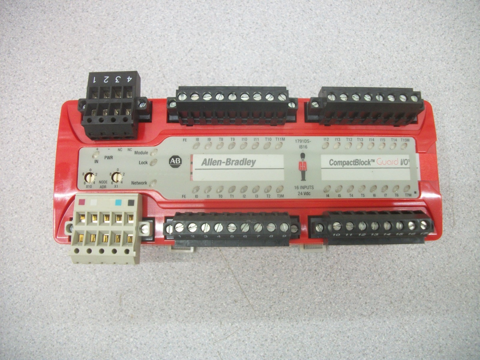 ALLEN-BRADLEY DEVICENET I/O SAFETY BLOCK UNIT 1791DS-IB16