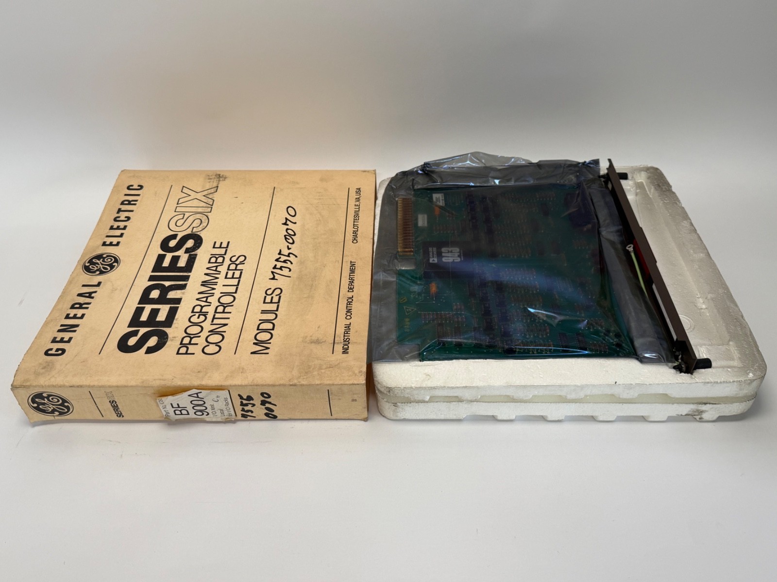 GE IC600BF900A Output Module Series Six IC600 BF 900 A