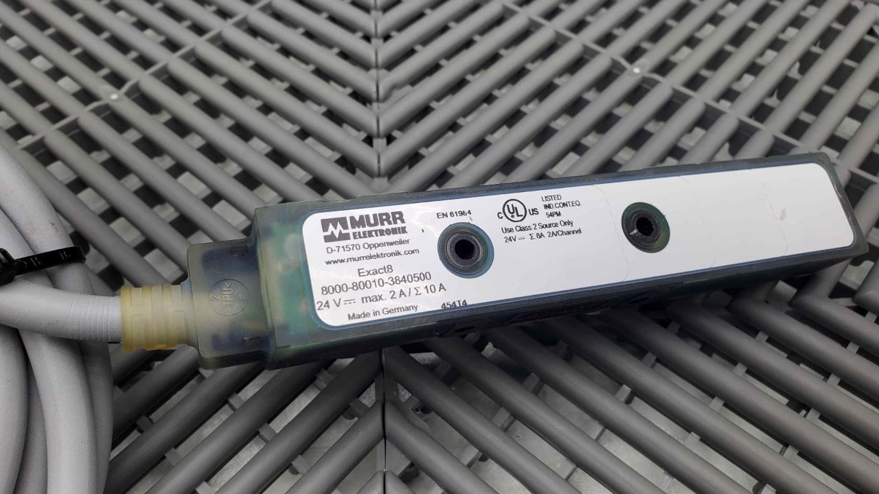 Murr Elektronik 8000-80010-3840500 Exact8 3-Pole 10XM8 Molded Housing Bus Module