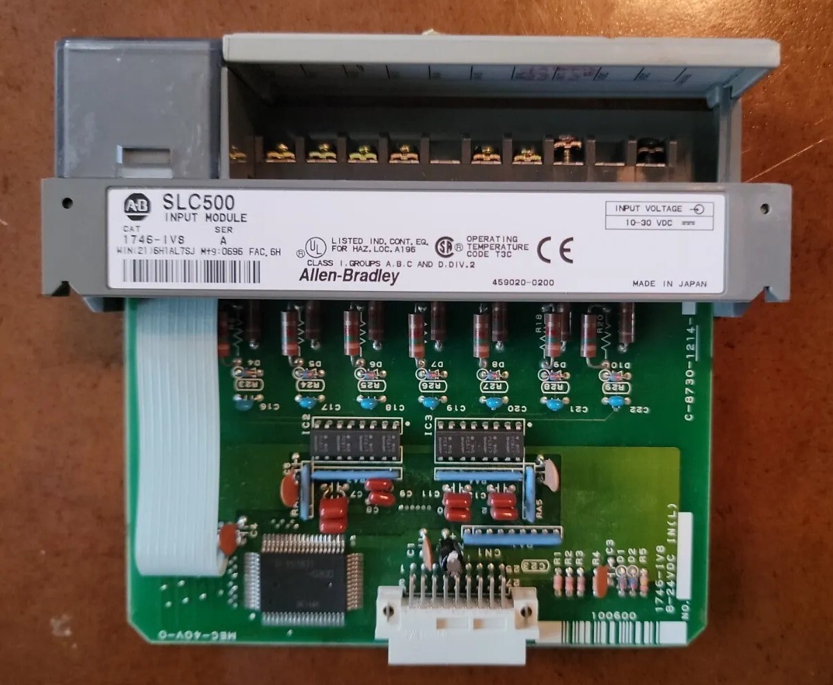 Allen Bradley 1746-IV8 SLC 500 Input Module SER A 10-30VDC Used & UNTESTED