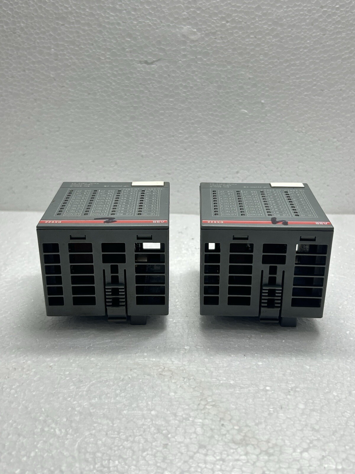 LOT OF 2PCS ABB 1SAP245200R0001 DX522 DIGITAL INPUT/OUTPUT MODULE 8 DI 24 VDC