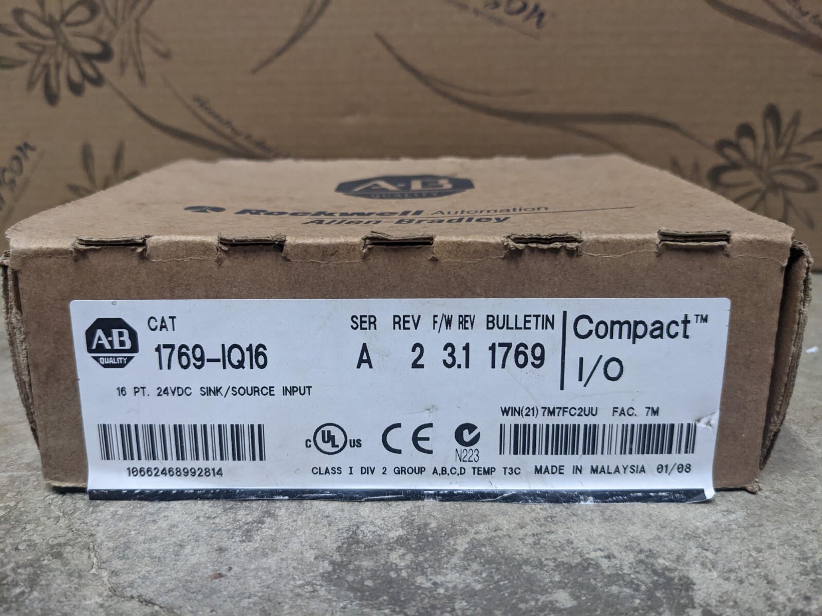 Allen-Bradley 1769-IQ16 SER/A 16 Pt 24VDC ~NEW OPEN BOX