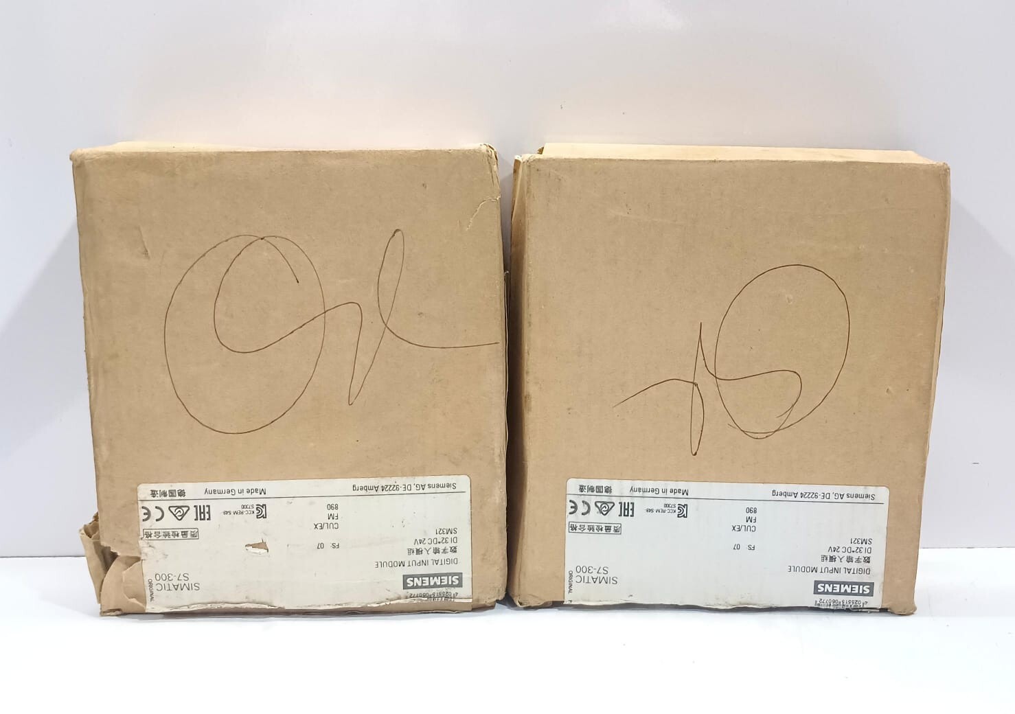 SIEMENS 6ES7 321-1BL00-0AA0 / 6ES7321-1BL00-0AA0 SIMATIC S7-300 SM 321
