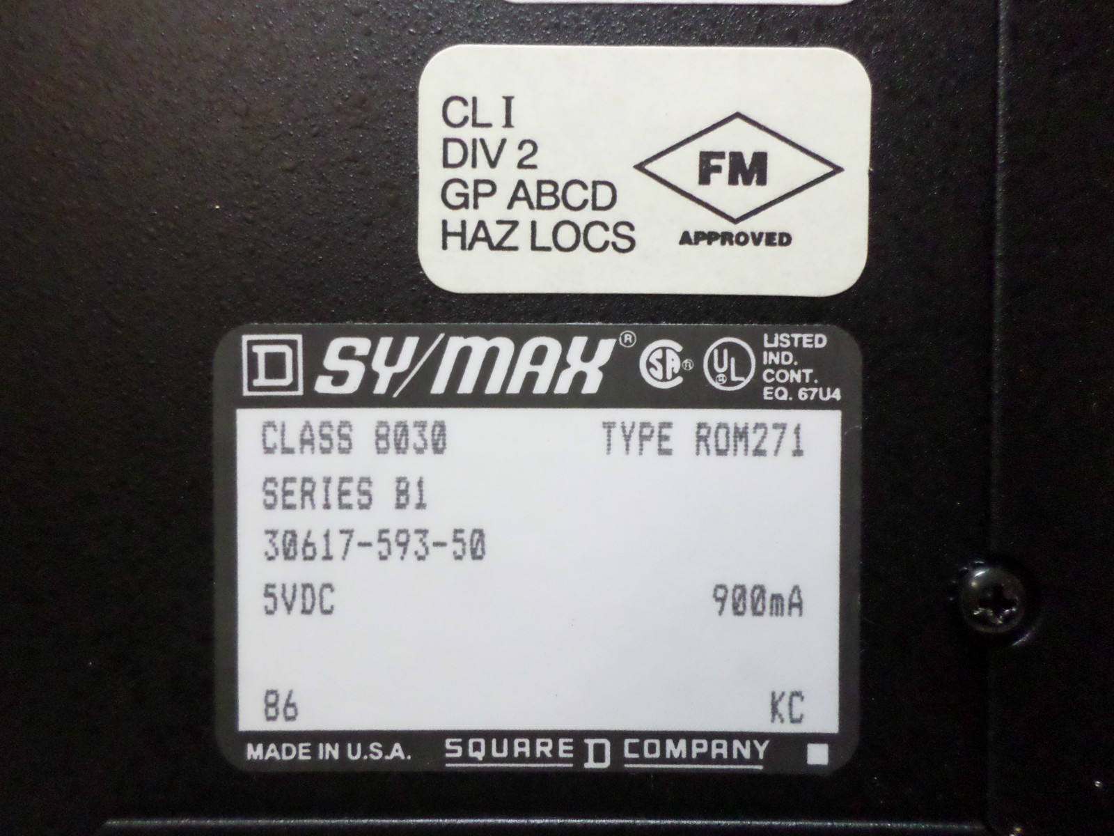 SQUARE D – SYMAX FUSED RELAY OUTPUT MODULE – 16 CHANNELS – ROM-271