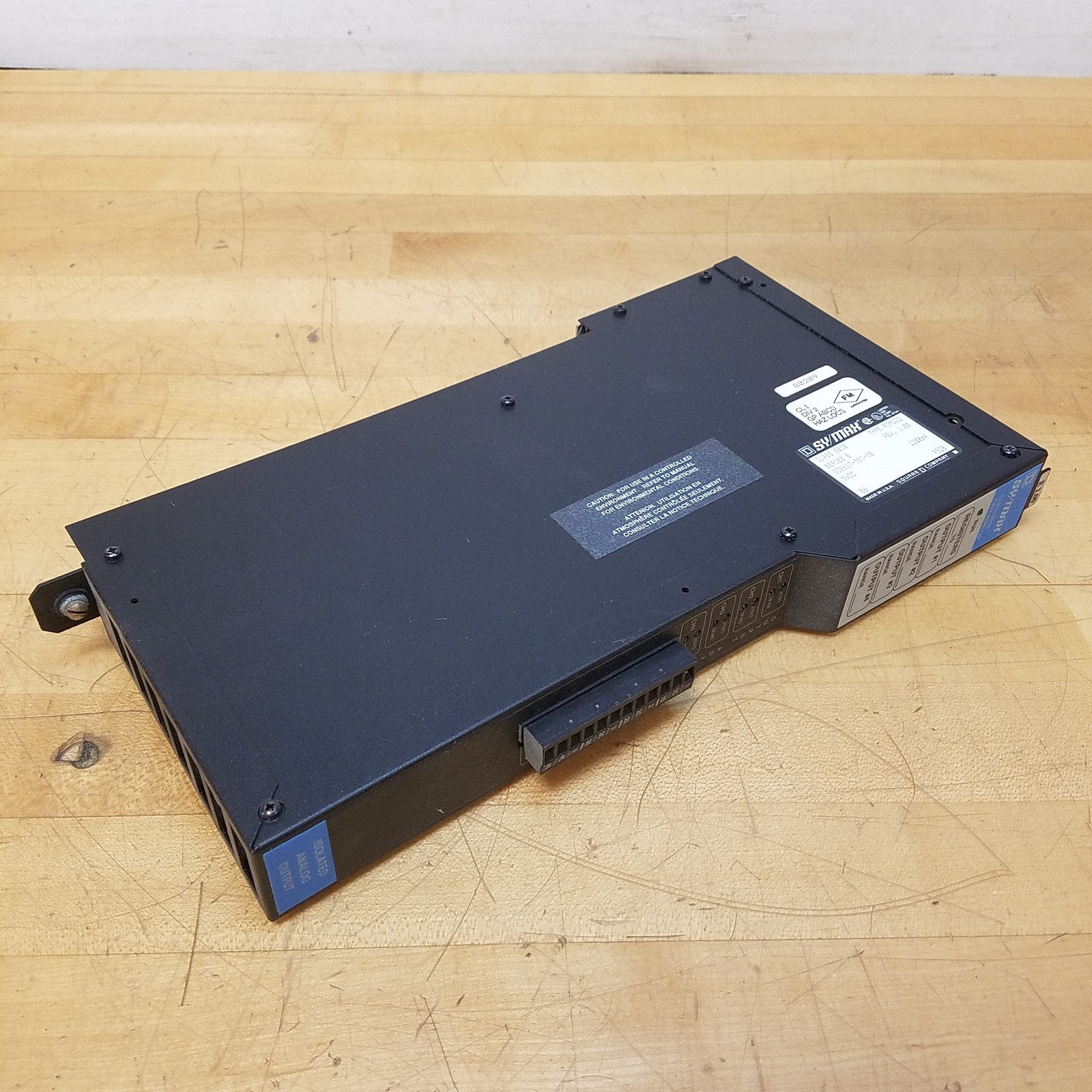 Square D Sy/max ROM122 Analog Output Module, Class 8030, Type ROM122 – USED
