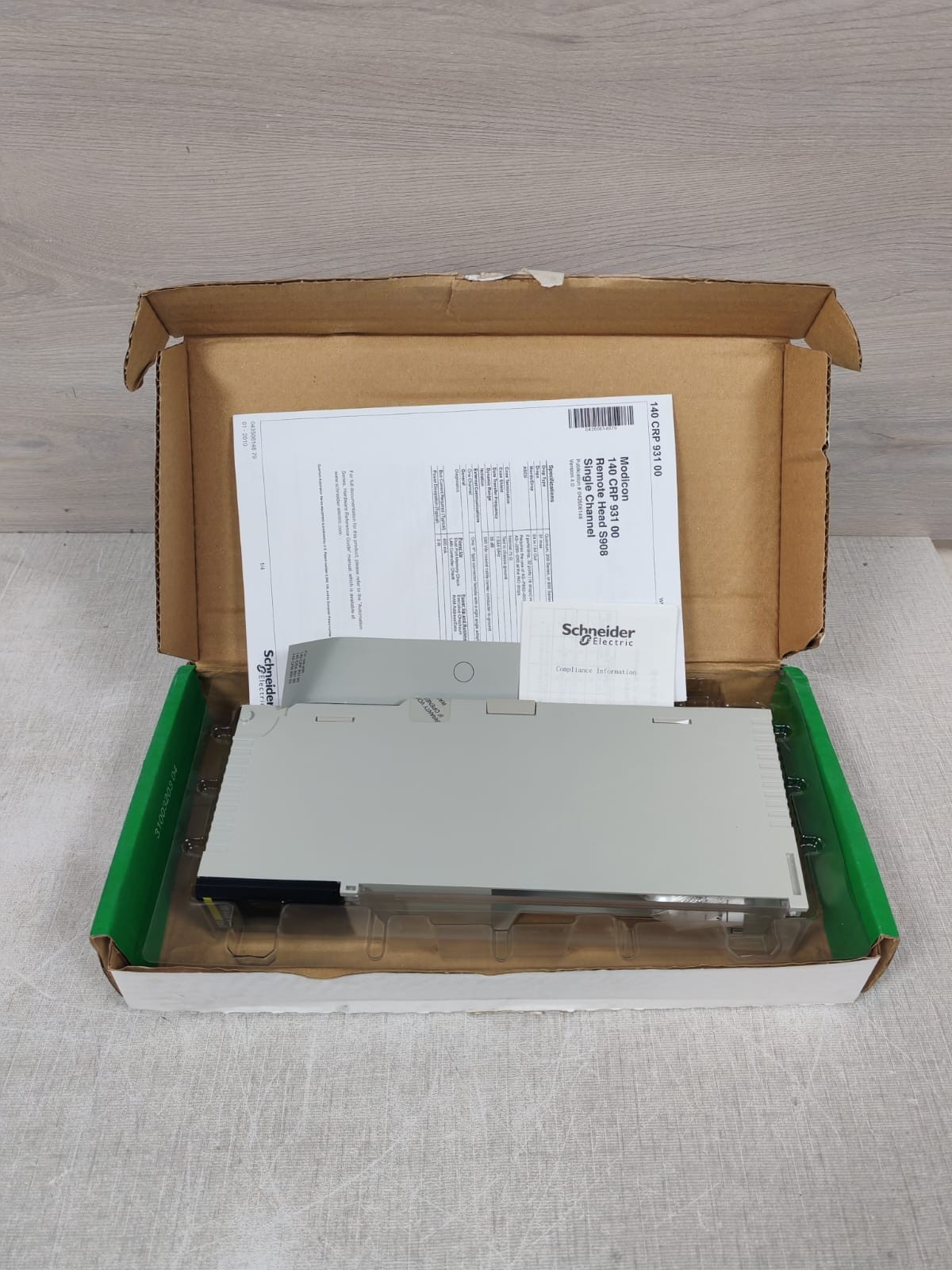 SCHNEIDER ELECTRIC 140CRP93100 RIO HEAD-END S908 1CH MODULE-NEW W/ FILTHY BOX