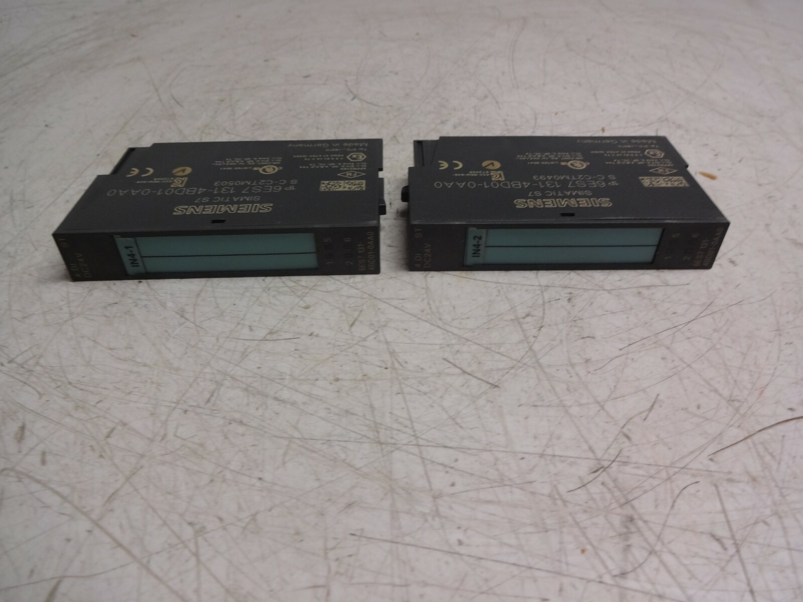 Lot Of 2 Siemens 6es7 131-4bd01-0ab0 Input Module