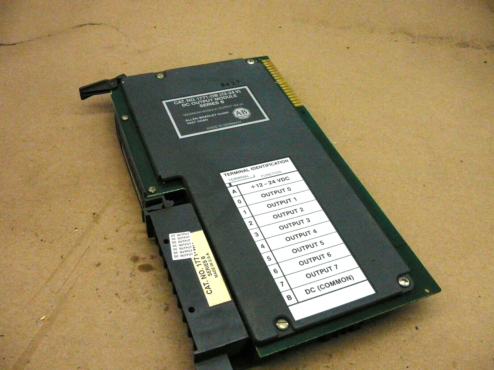 LOT OF 2 ALLEN BRADLEY 1771-OB 12-24V DC OUTUPUT MODULES SER B MAX OUTPUT 192VA