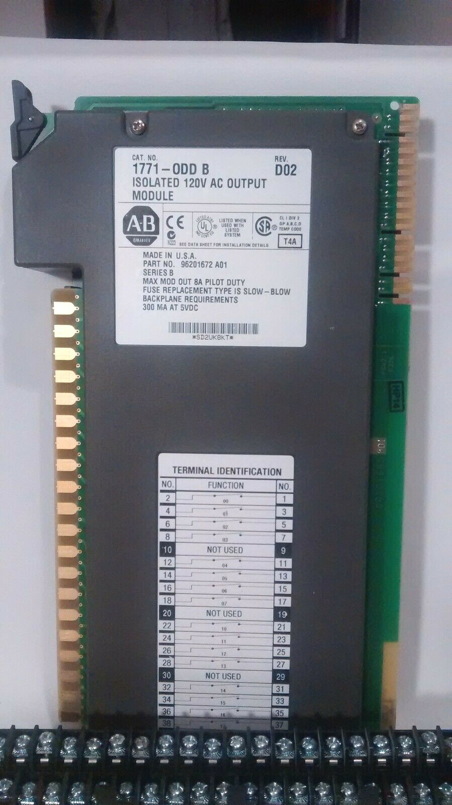 Allen-Bradley 1771-ODD/B Isolated 120V AC Output Module PLC-5 SERIES B