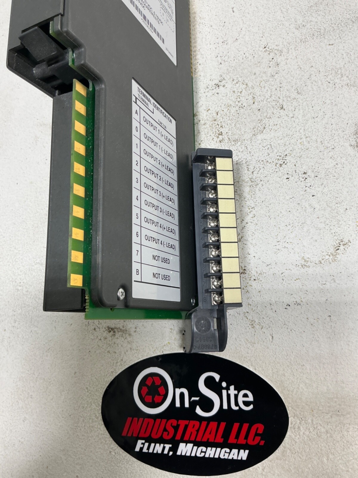 ALLEN-BRADLEY 1771-OFE1 SERIES B F/W REV B 12 BIT ANALOG OUTPUT MODULE