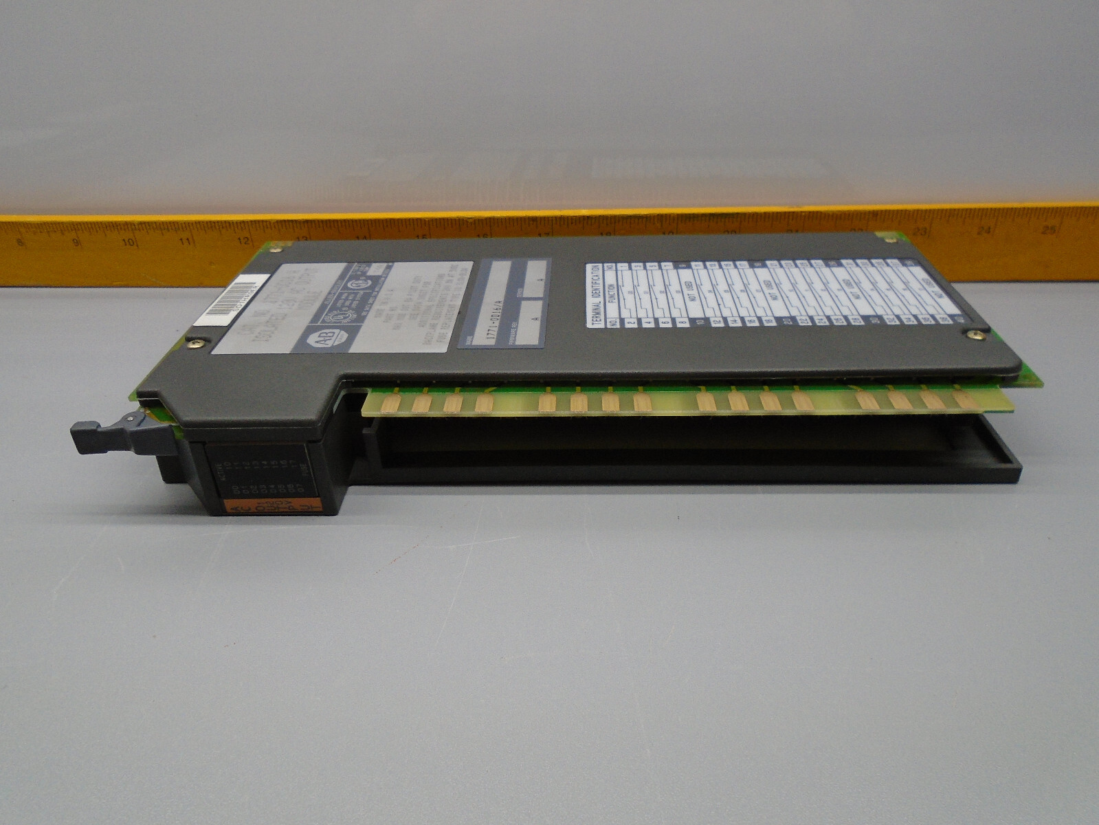 1771-OD16 /A Allen Bradley PLC 5 Isolated 120V AC Output 1771-0D16 E29