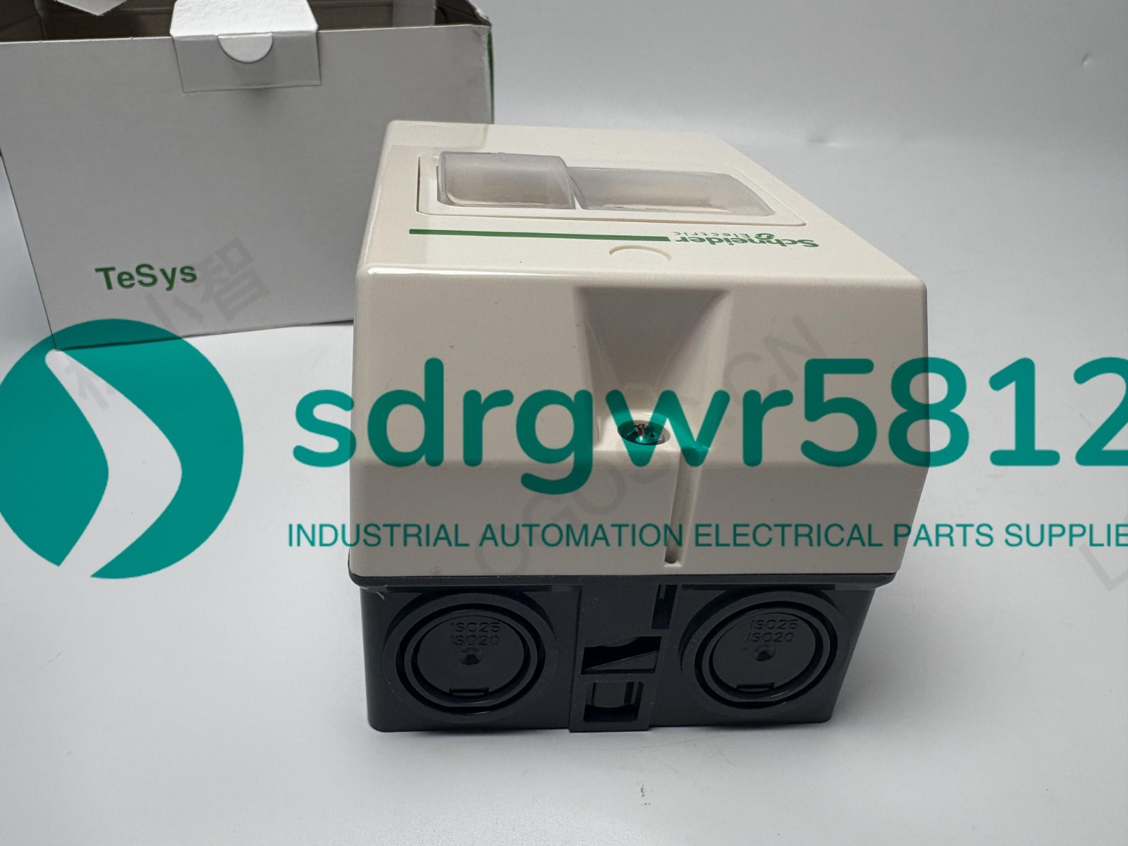 NEW Schneider GV2-MC02 Breaker Enclosure, Control White IP55 GV2MC02