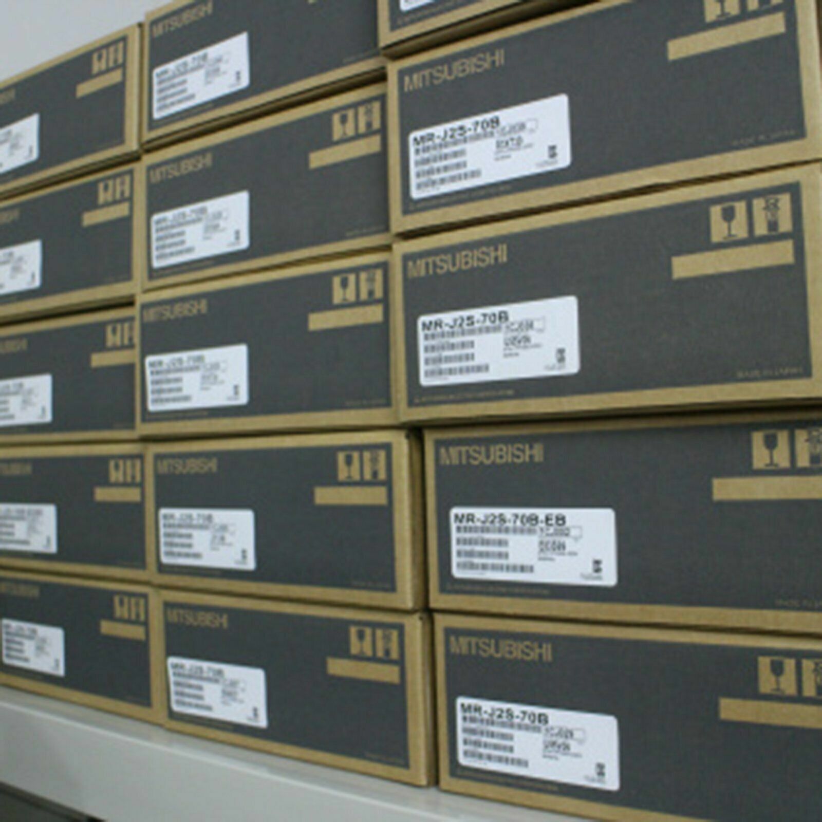 Siemens 6ES7132-6BF01-0AA0 6ES7 132-6BF01-0AA0 Digital output modul NEW in box