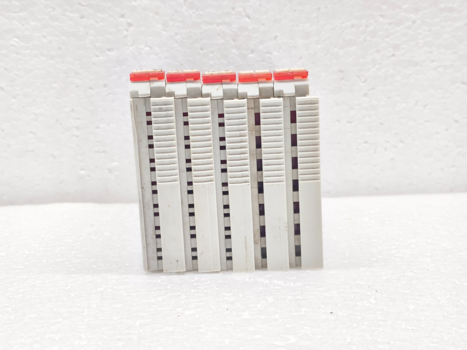 WAGO 750-517 I/O MODULE 2 DIGITAL 250VAC 1.0A LOT OF 5PCS