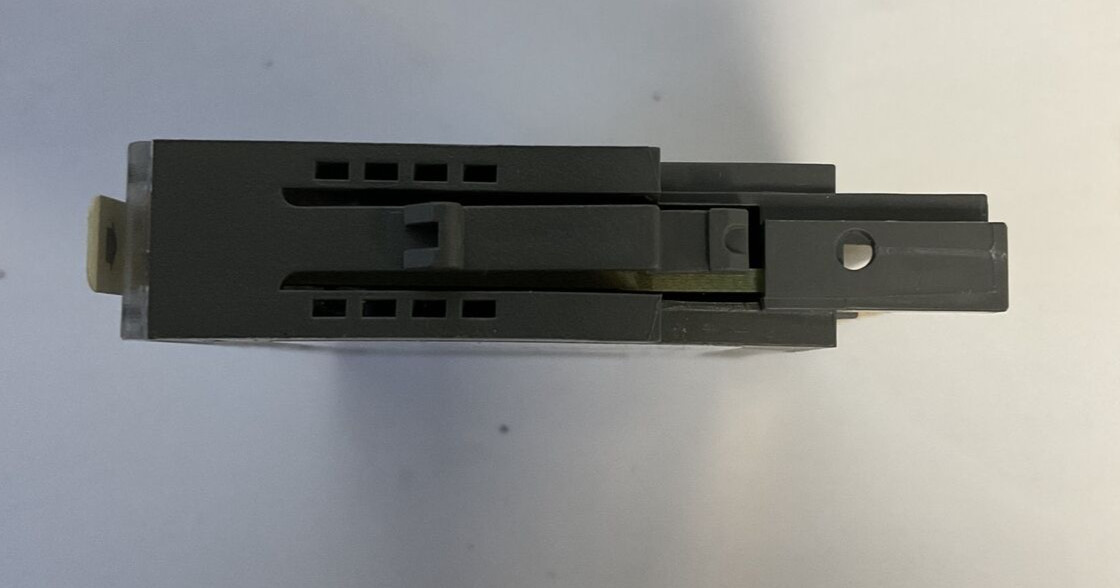 ALLEN BRADLEY 1734-IB8 INPUT MODULE 24VDC 5MA SER.D FW3.022