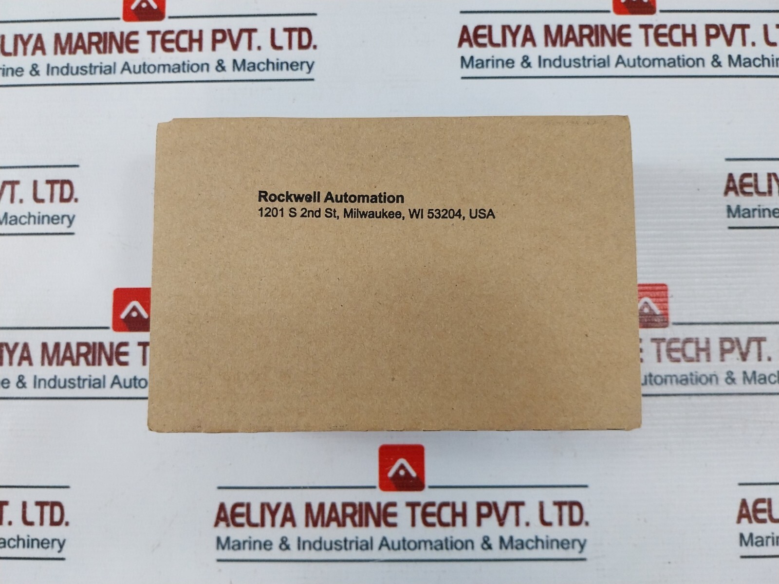 Sealed Pack Allen-Bradley 1762-OF4 Micro Logix Analog Output Module SER.B