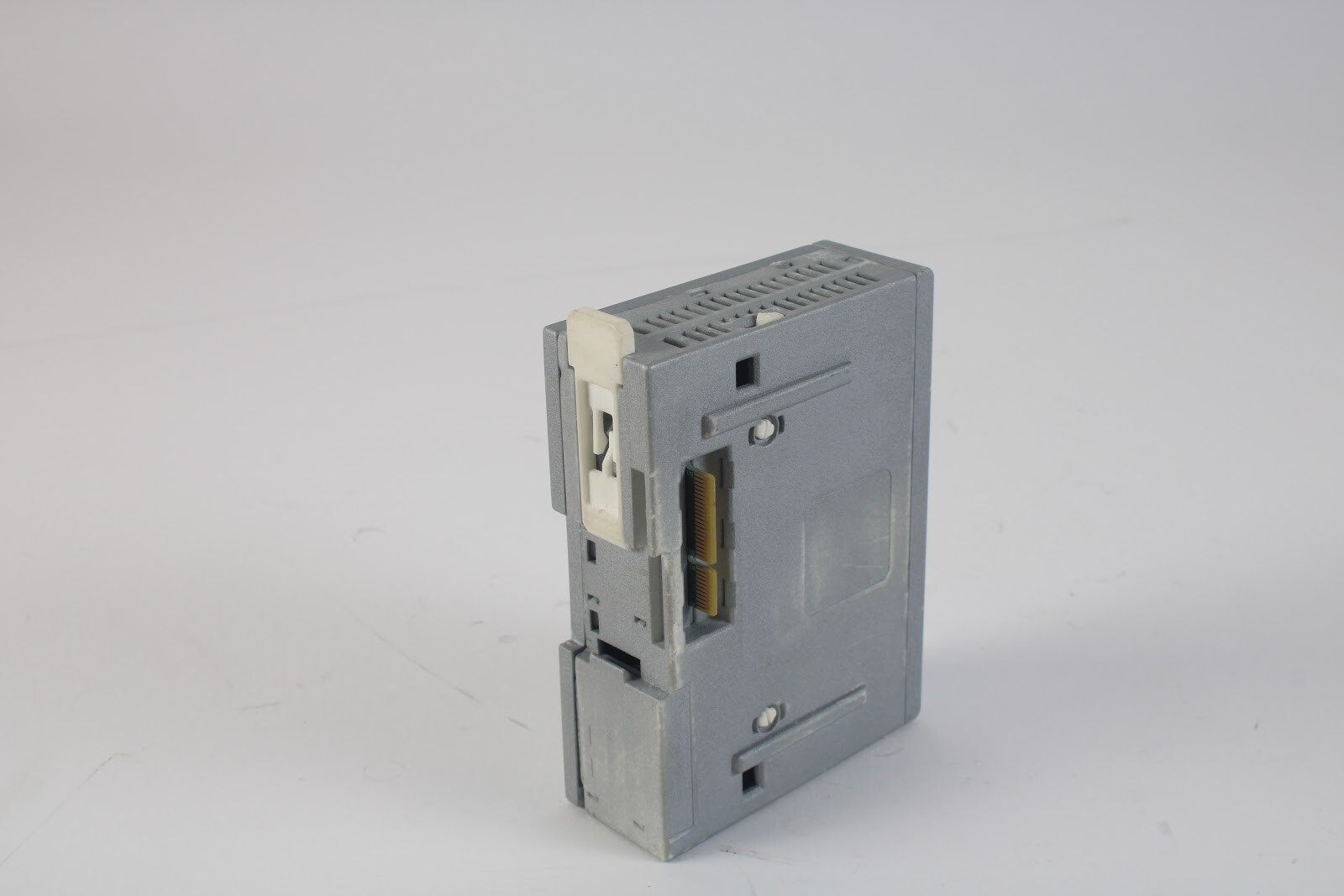MKS Digital Input-Output Module / Compact and High Density Solution