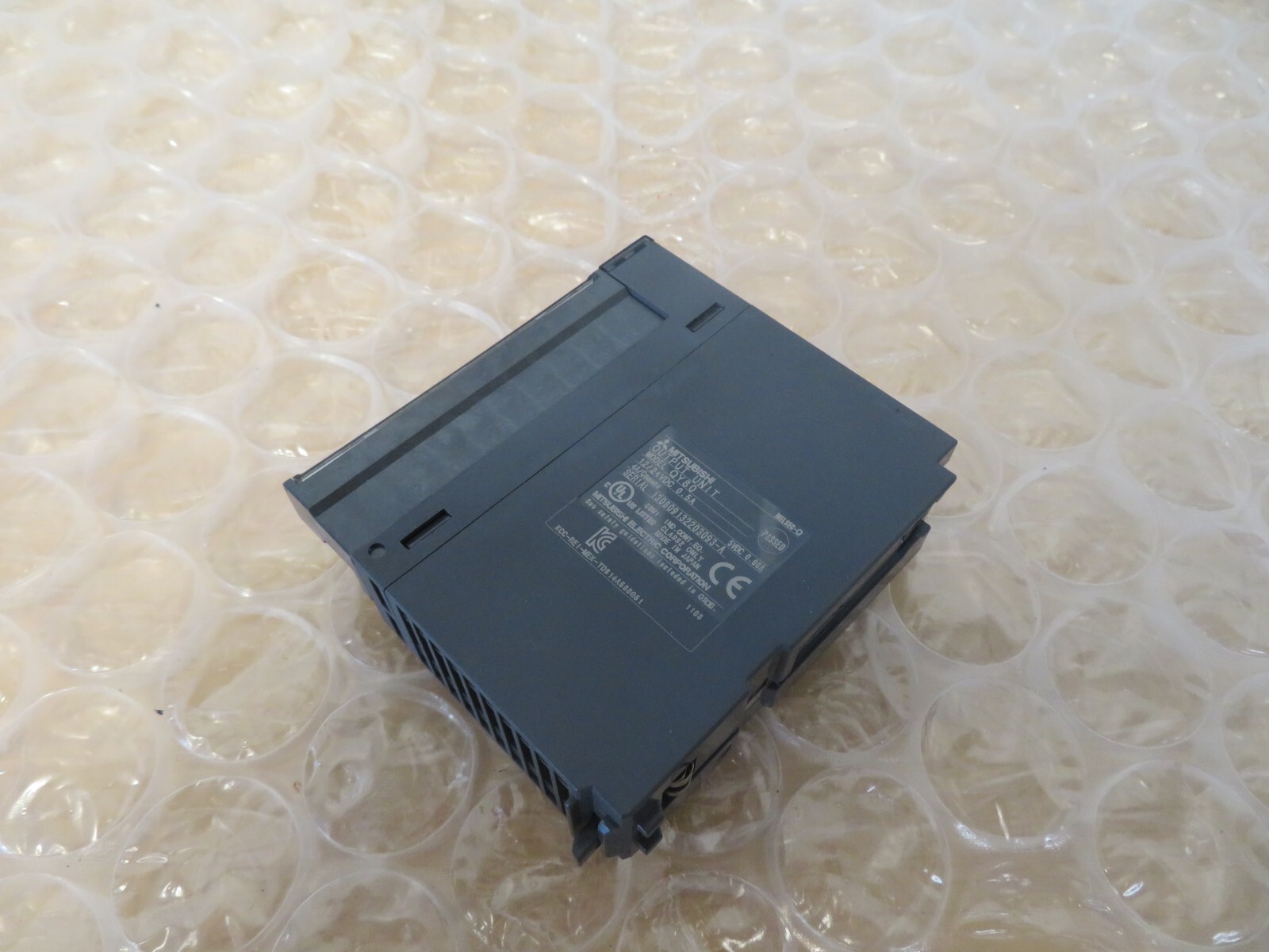Mitsubishi QY80 Output Unit (19560)